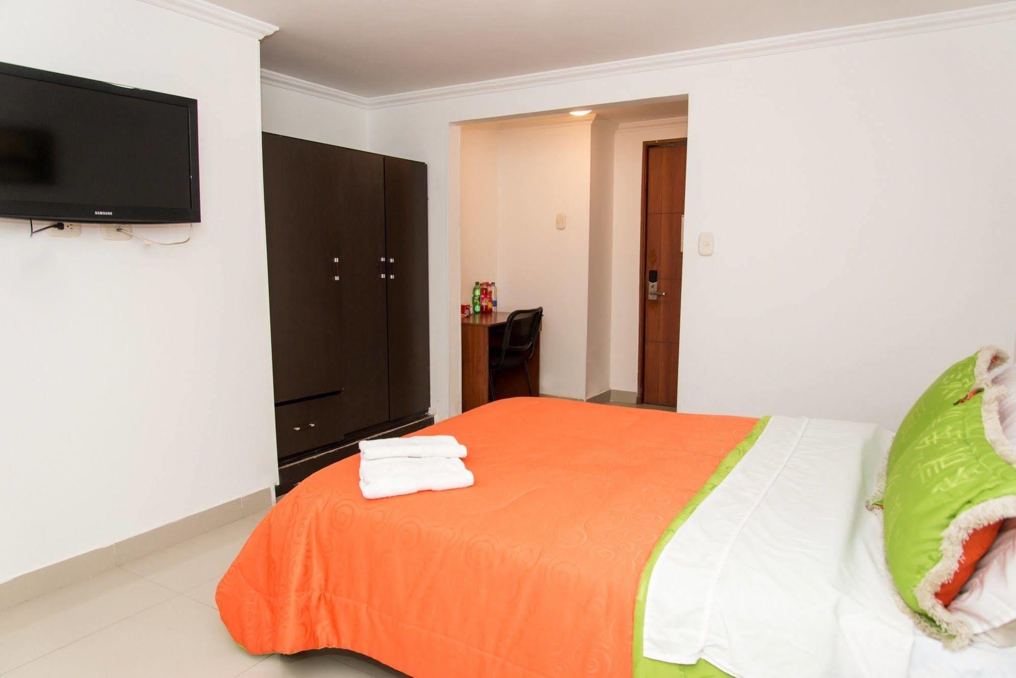 Hotel Fenix Real Bogotá Exteriör bild